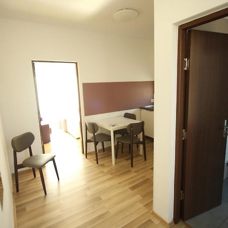 Studio ApartCity Braşov Esterno foto