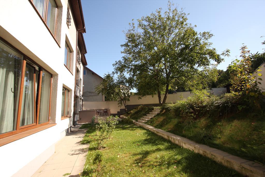 Studio ApartCity Braşov Esterno foto