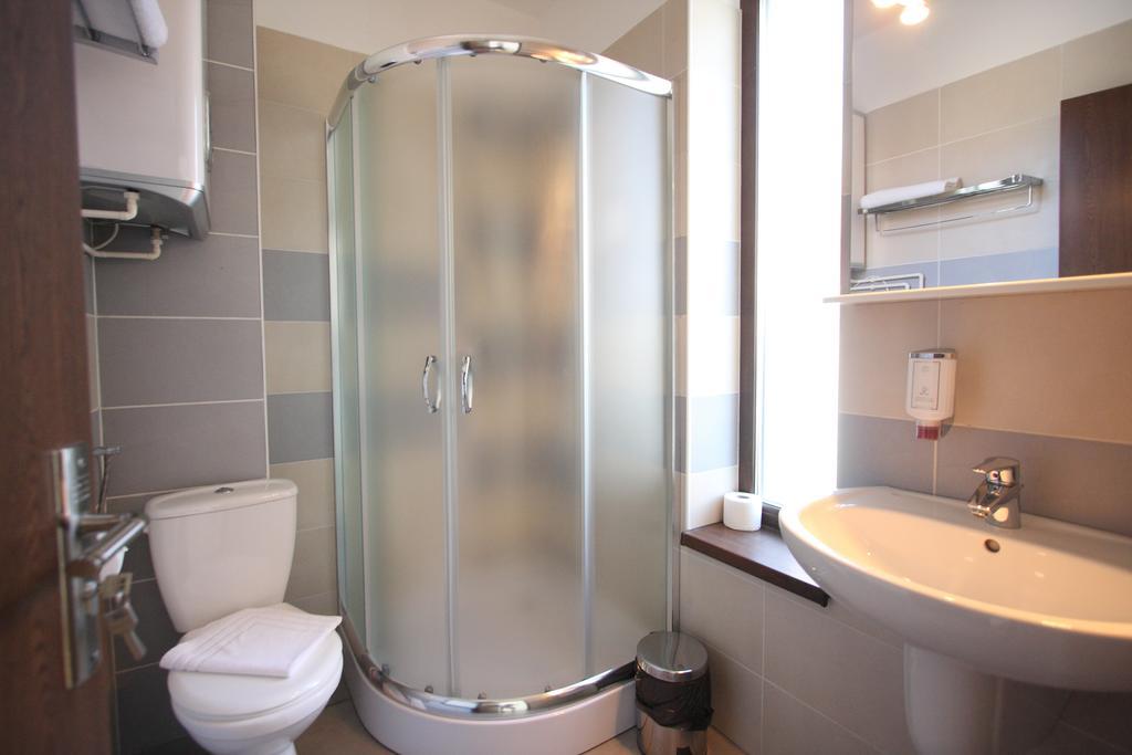 Studio ApartCity Braşov Esterno foto