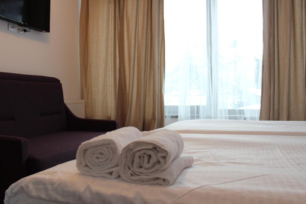 Studio ApartCity Braşov Esterno foto