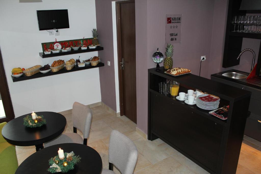 Studio ApartCity Braşov Esterno foto