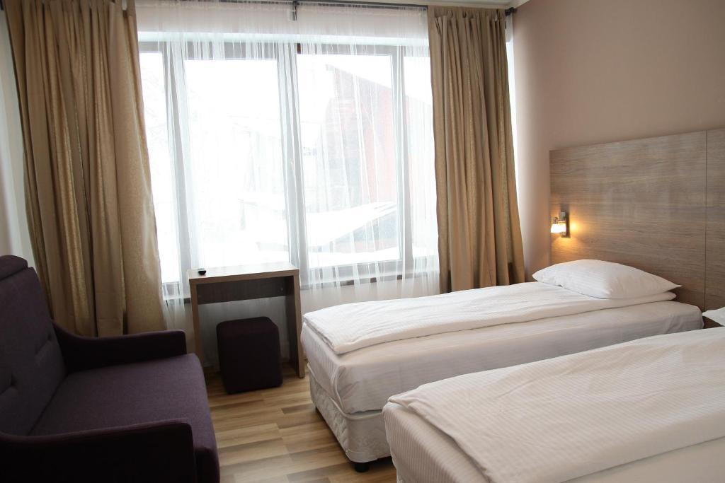 Studio ApartCity Braşov Esterno foto