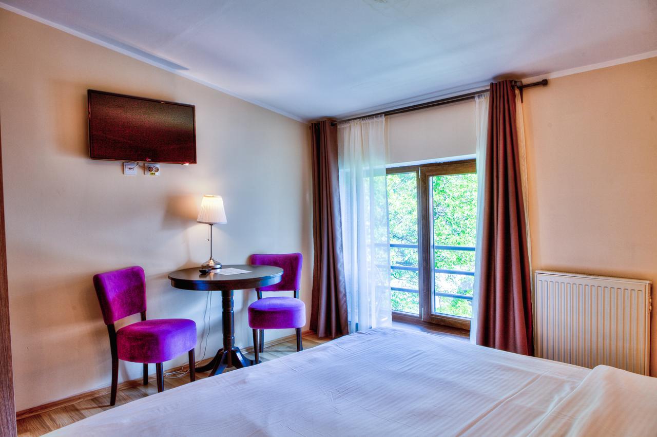 Studio ApartCity Braşov Esterno foto
